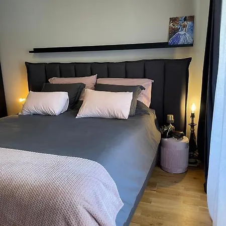 Les Faberges In Carpe Vita Apartamento