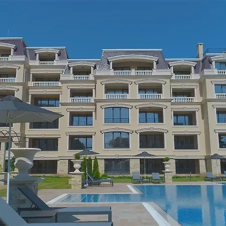 公寓 Les Faberges In Carpe Vita *